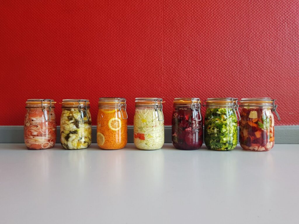 Aliments fermentés avant l&rsquo;automne : ce que je prépare dès août